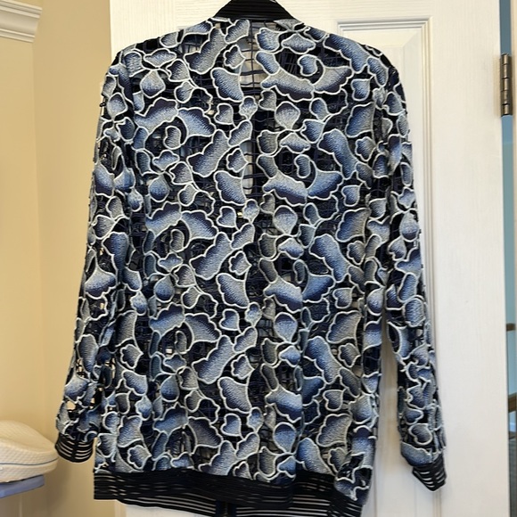 Jacket - Picture 5 of 7